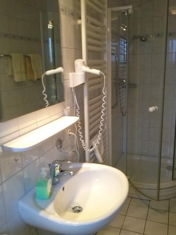 Weinhaus Hotel Norddeich  Room photo
